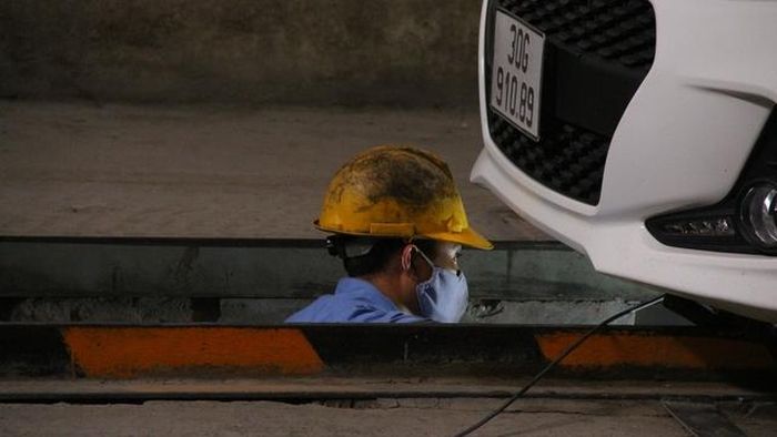 Cảnh giác chiêu lừa ‘tự dán tem đăng kiểm’ kèm yêu cầu chuyển tiền