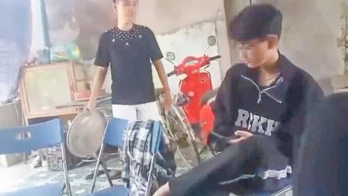 8ae2f0d24f9ca6c2ff8d