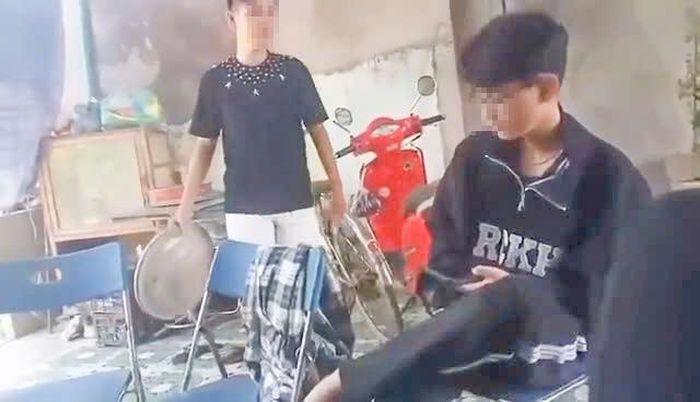 Công an, nhà trường vào cuộc vụ học sinh lớp 8 bị đánh tới tấp trong quán nước
