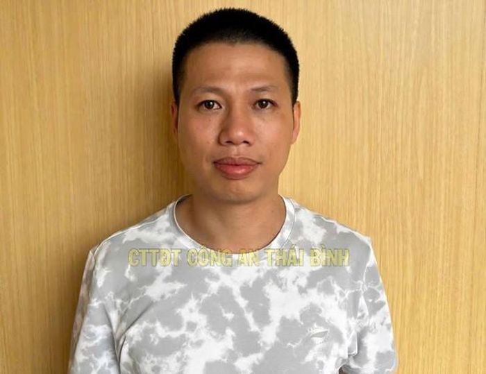 Bắt khẩn cấp tài xế ô tô dùng gậy bóng chày tấn công người ở Thái Bình